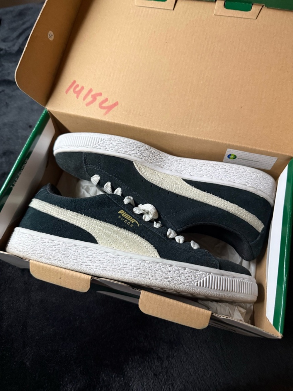 PUMA Sneakers